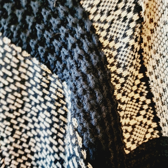 BCBG MaxAzria Knit Poncho - Picture 3 of 9